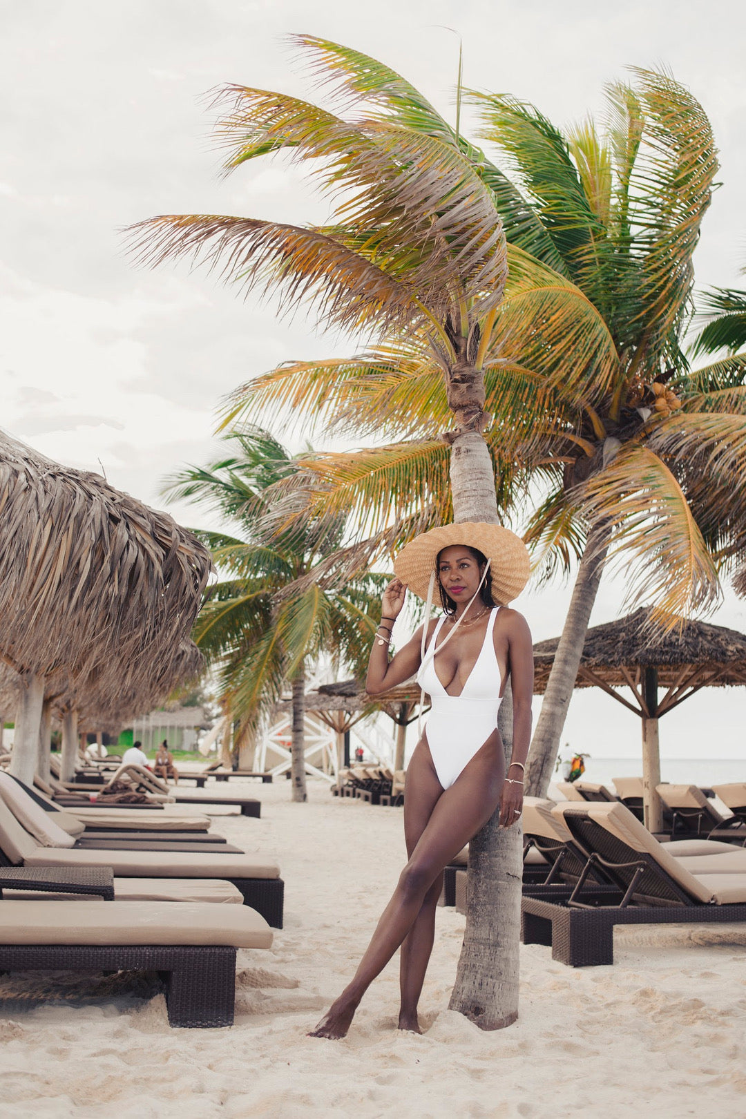 THE SKYLAR ONE PIECE SWIMSUIT / COCONUT WHITE