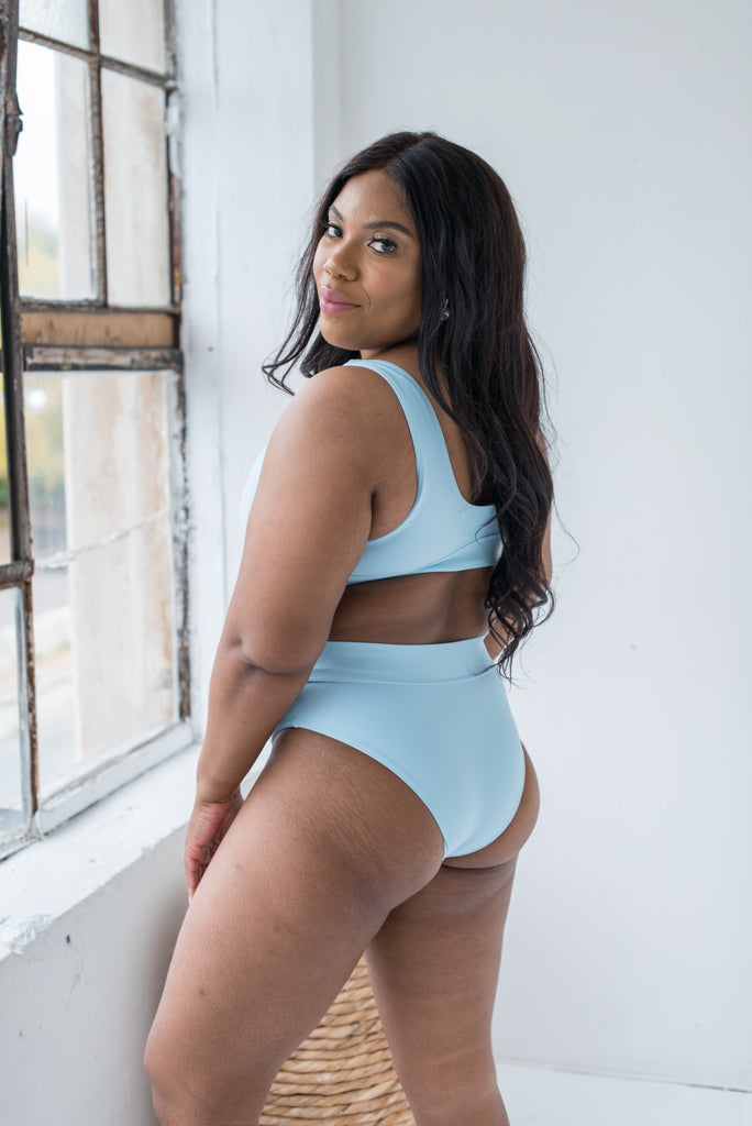 THE SKYE-HIGH WAIST BIKINI SWIM BOTTOM / CLOUD BLUE